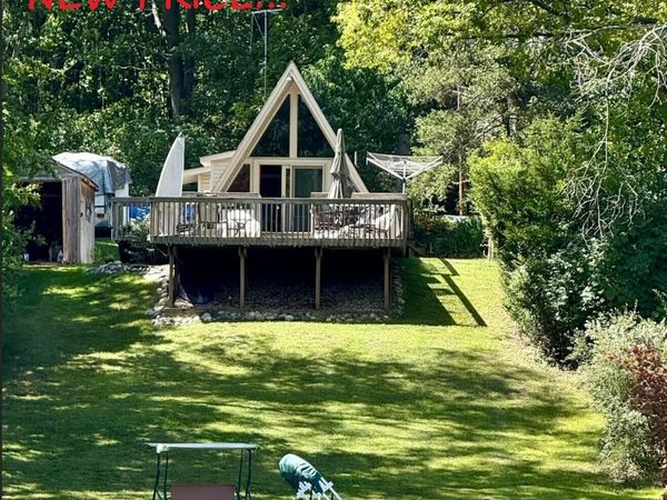 1110 Cambridge Drive, Onsted, MI 49265