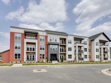 400 Blackwell Drive, Unit 300, Chapel Hill, NC 27514