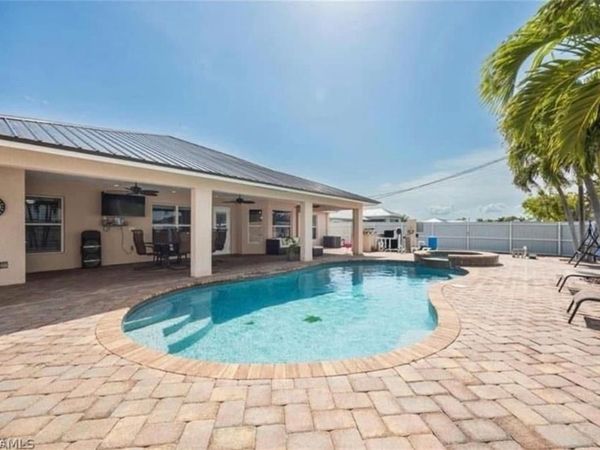 831 NE 23rd TER, CAPE CORAL, FL 33909