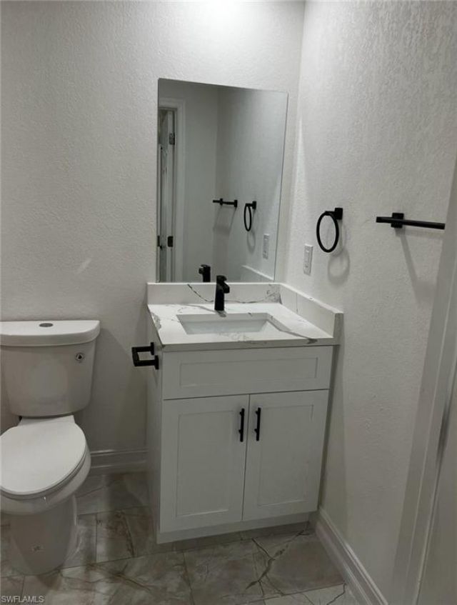 831 NE 23rd Ter, Cape Coral, FL 33909 Photo
