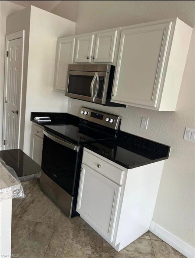 831 NE 23rd Ter, Cape Coral, FL 33909 Photo