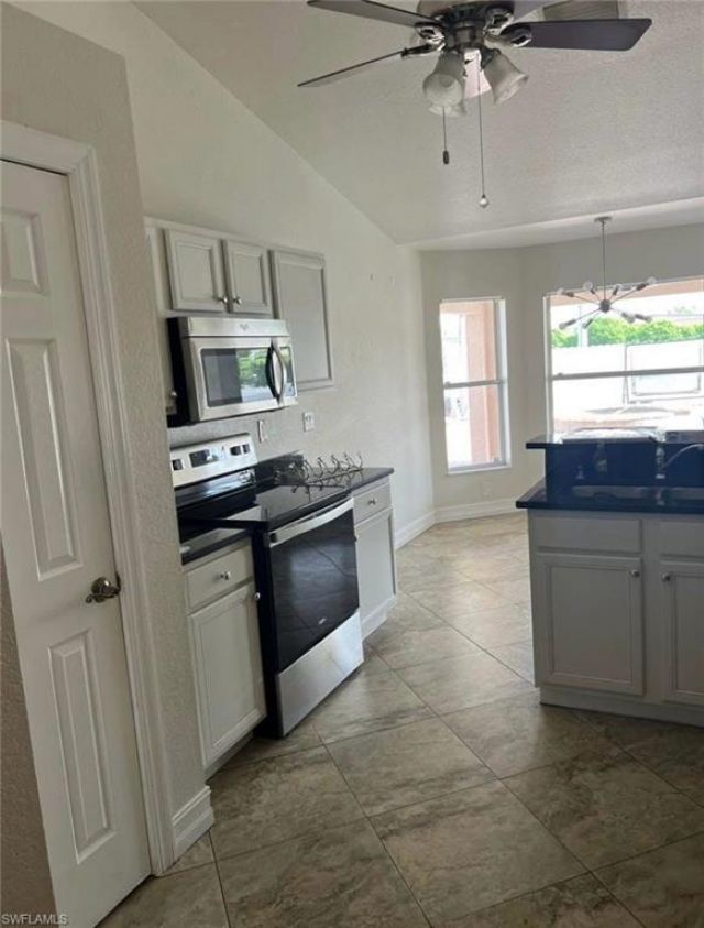 831 NE 23rd Ter, Cape Coral, FL 33909 Photo