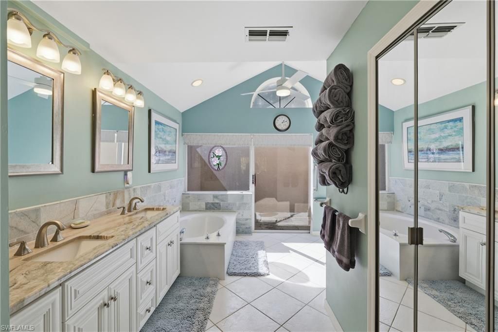 9718 Caloosa Yacht And Racquet Club Dr, Fort Myers, FL 33919 Photo