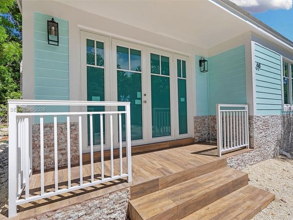 68 Coral Way, Key Largo, FL 33037