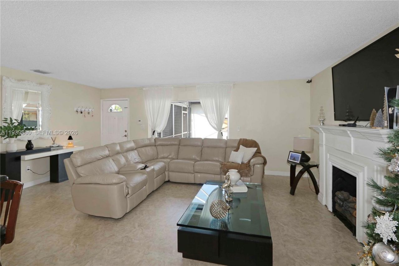 3825 SW 125th Ave, Miami, FL 33175 Photo