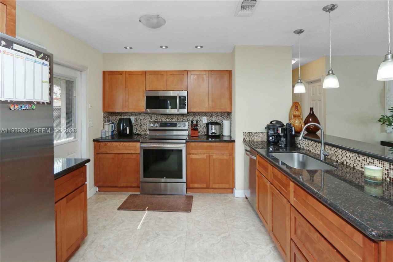 3825 SW 125th Ave, Miami, FL 33175 Photo