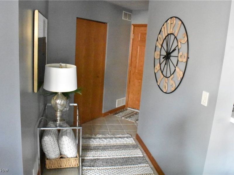 1133 Red Tail Hawk Court, Unit 6, Boardman, OH 44512 Photo 4