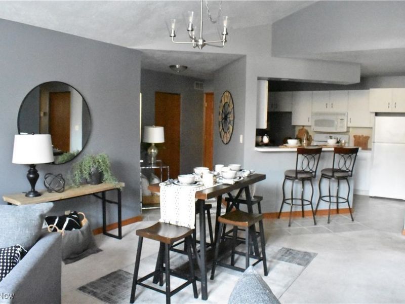 1133 Red Tail Hawk Court, Unit 6, Boardman, OH 44512 Photo 9