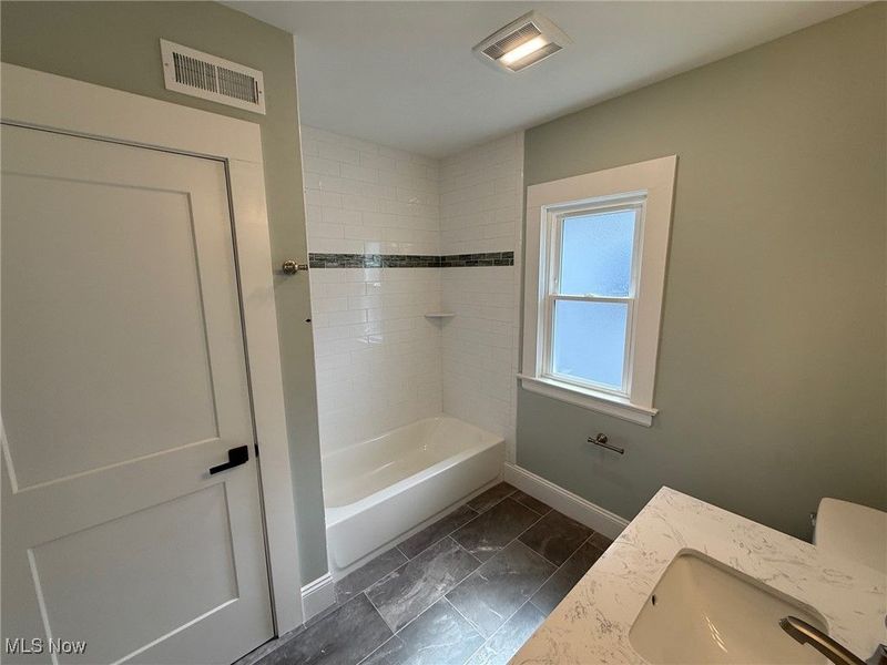 2185 Rexwood Road, Cleveland, OH 44118 Photo 10