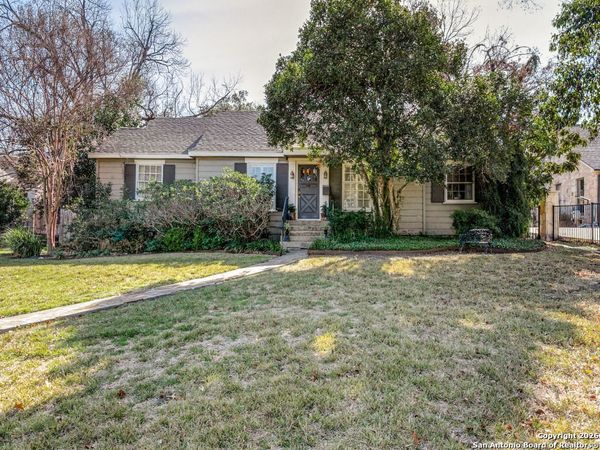 316 Elizabeth Rd, Terrell Hills, TX 78209