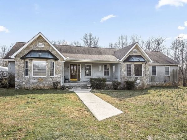 390 Paradise Ln , Mulberry, TN 37359
