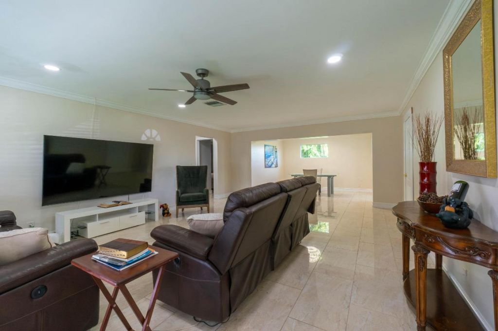124 SW 14th Street, Boynton Beach, FL 33426 Photo