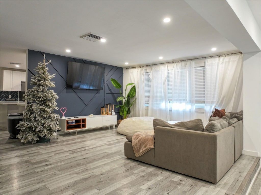 1004 SW 19 Street, Fort Lauderdale, FL 33315 Photo