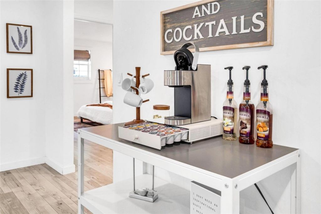 1004 SW 19 Street, Fort Lauderdale, FL 33315 Photo