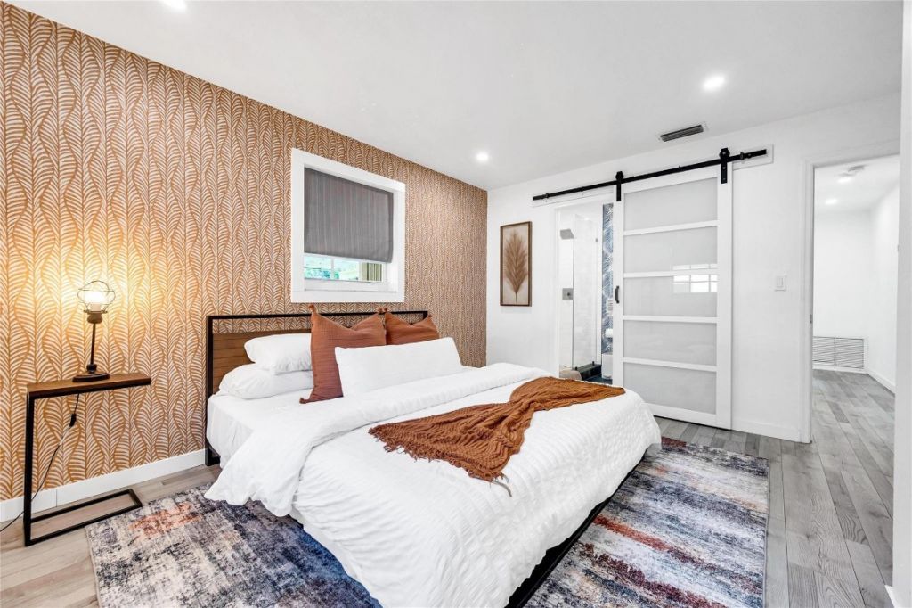 1004 SW 19 Street, Fort Lauderdale, FL 33315 Photo