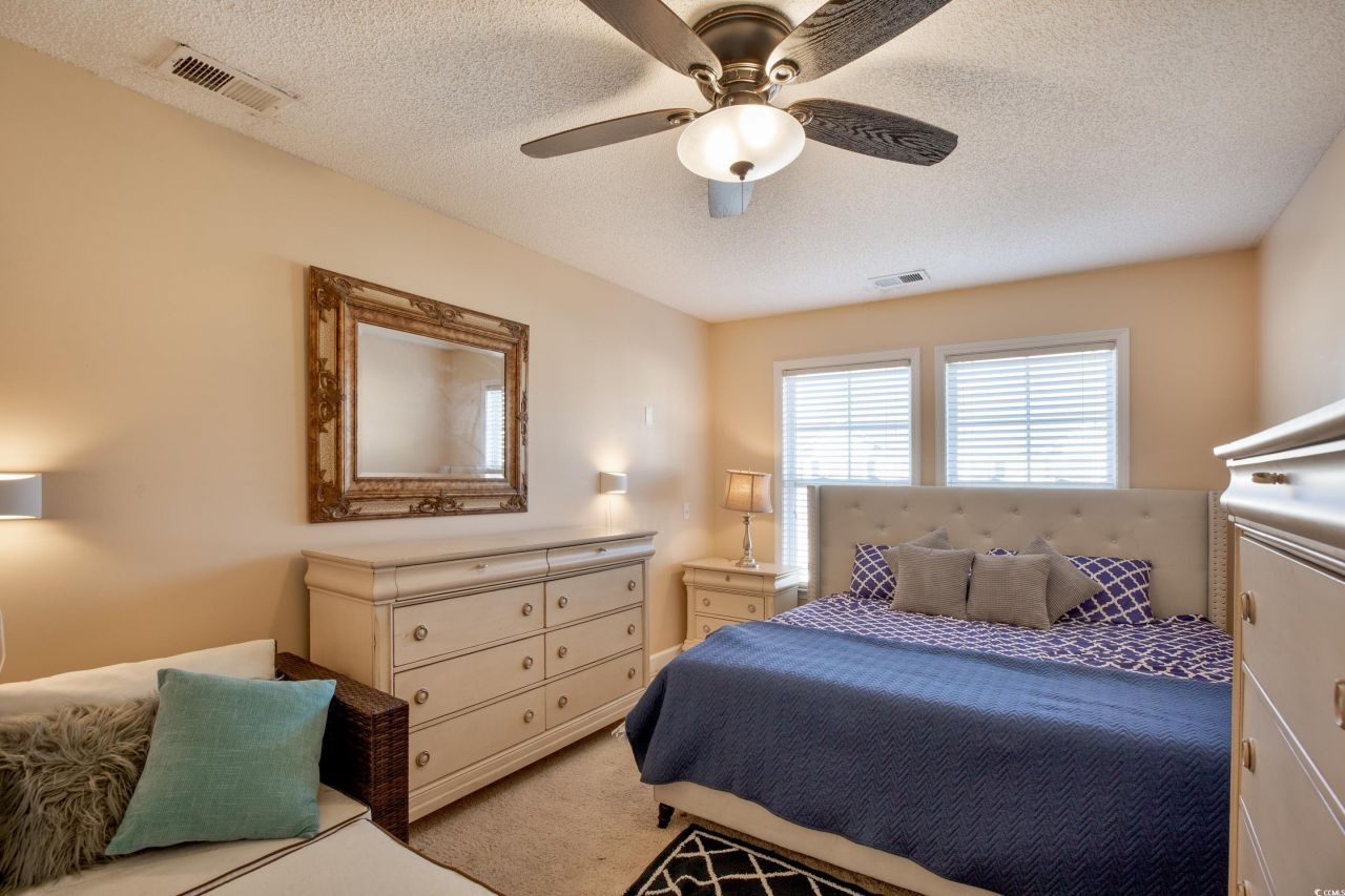 6095 Catalina Dr. Photo 17