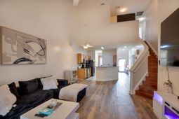 6095 Catalina Dr. photo 4