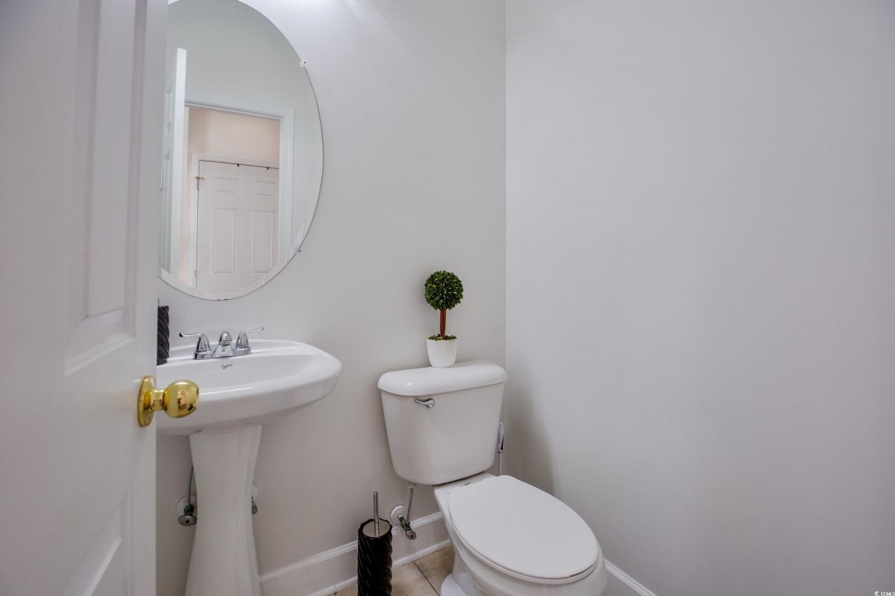 6095 Catalina Dr. Photo 9