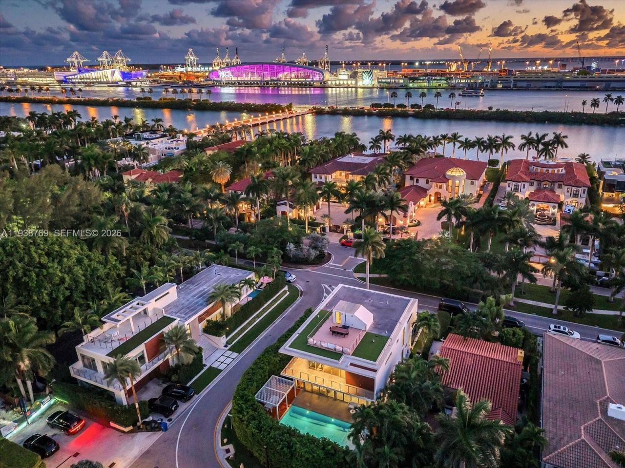 201 Palm Ave, Miami Beach, FL 33139 Photo