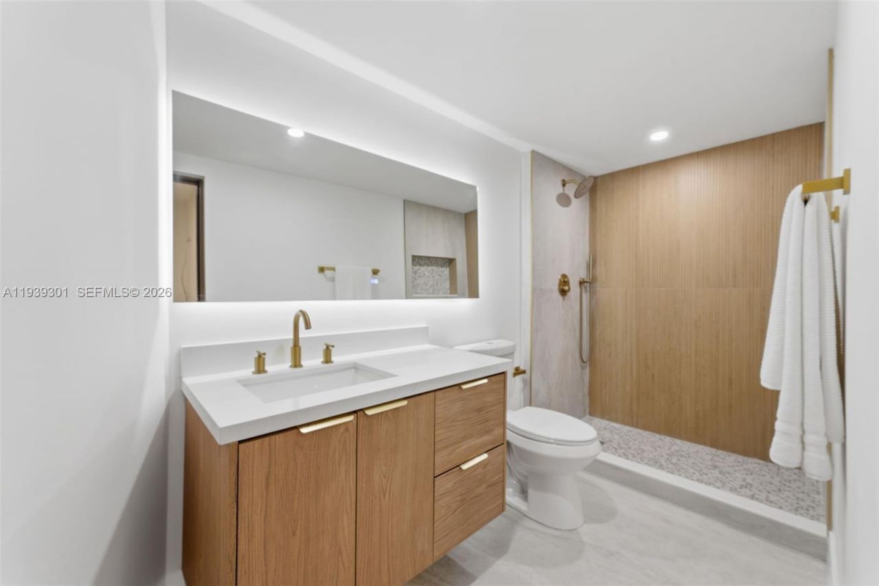 13225 SW 83rd Ct , Pinecrest, FL 33156 Photo