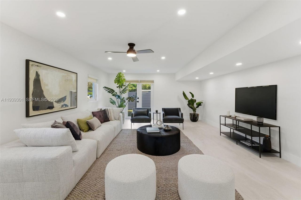 13225 SW 83rd Ct , Pinecrest, FL 33156 Photo