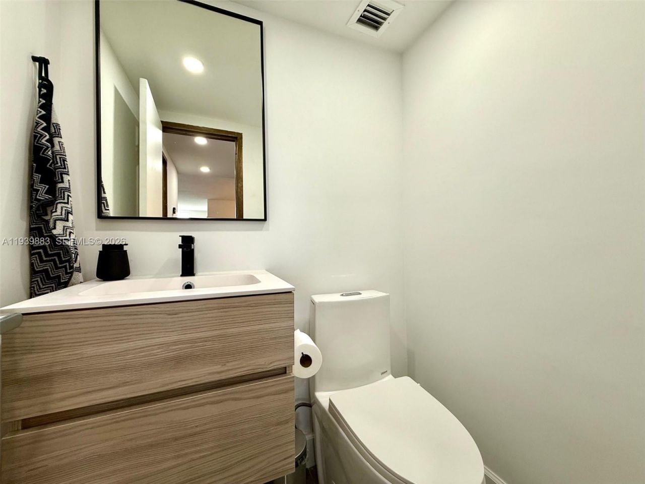 1500 Bay Rd, Unit 540S, Miami Beach, FL 33139 Photo