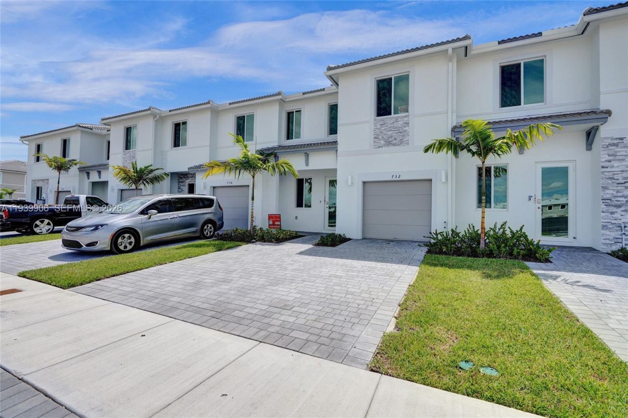732 SE 13th Court, Unit 732, Homestead, FL 33034 Photo