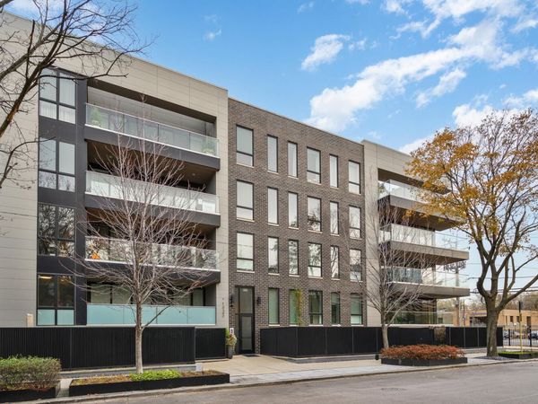 1625 N Burling Street, Unit 401, Chicago, IL 60614
