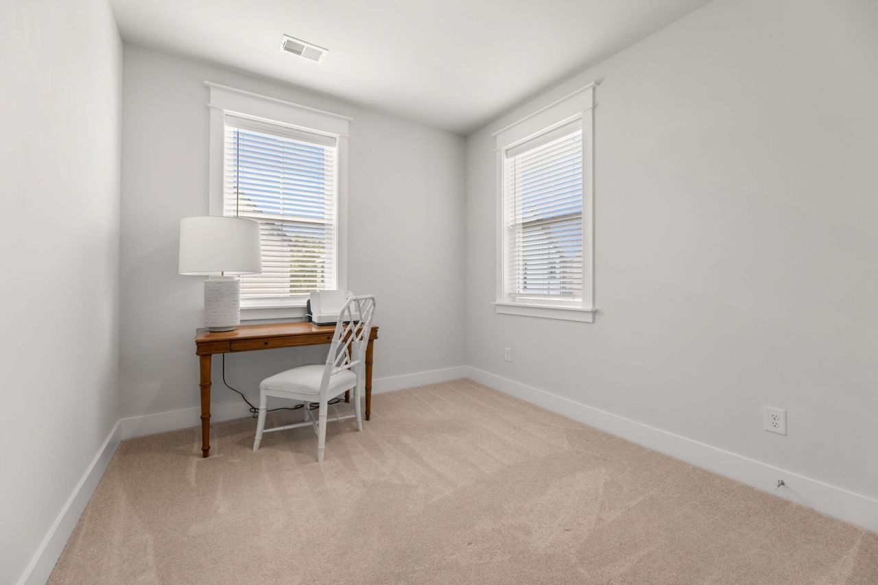 1620 Florentia Street Photo 19