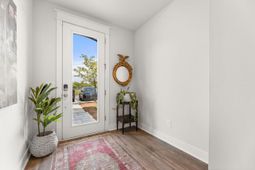 1620 Florentia Street photo 4