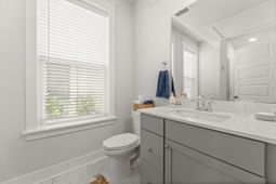 1620 Florentia Street photo 4