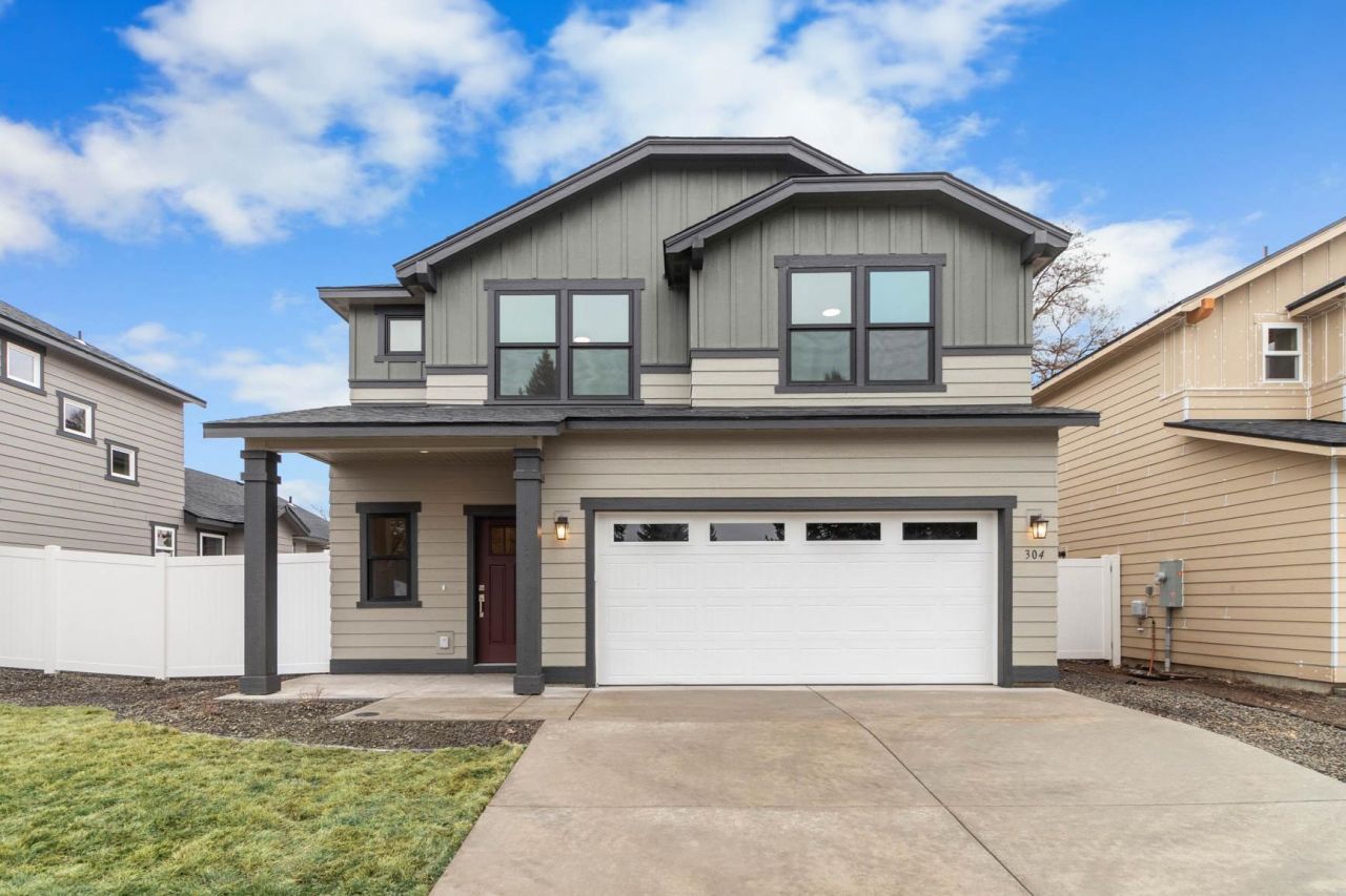 304 N Viewmont Ct, Greenacres, WA 99016 Main Photo