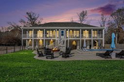 3741 Ed Smith Ave. photo 4