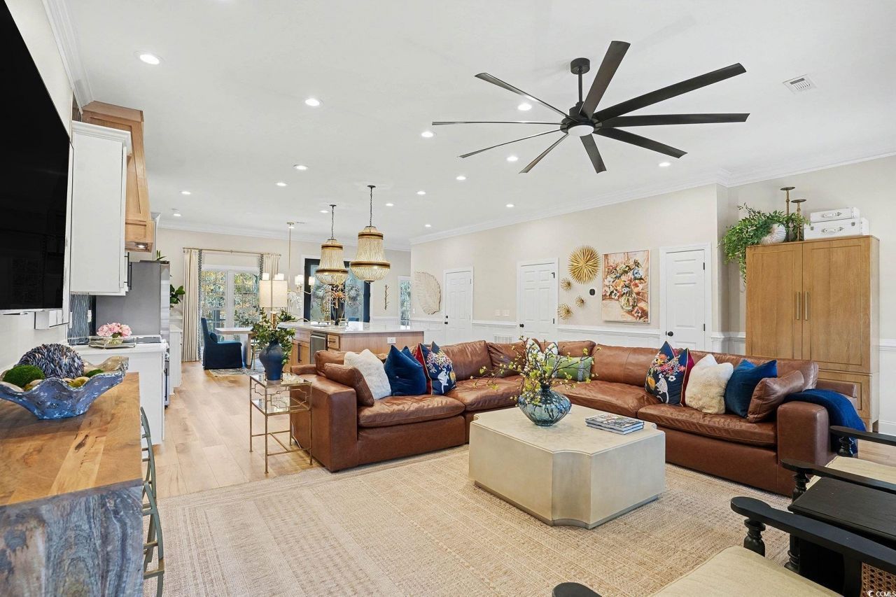 3741 Ed Smith Ave. Photo 8