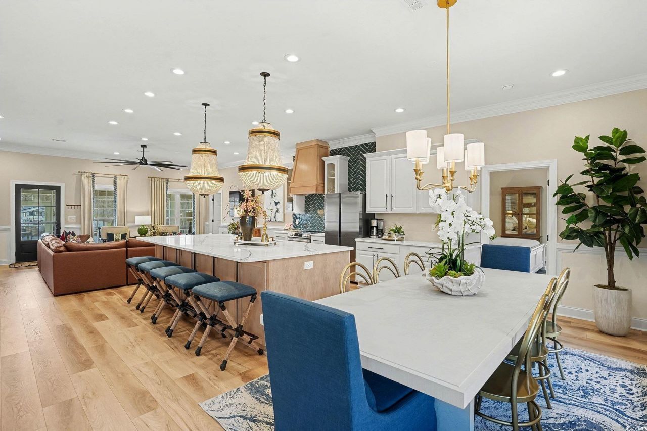 3741 Ed Smith Ave. Photo 9