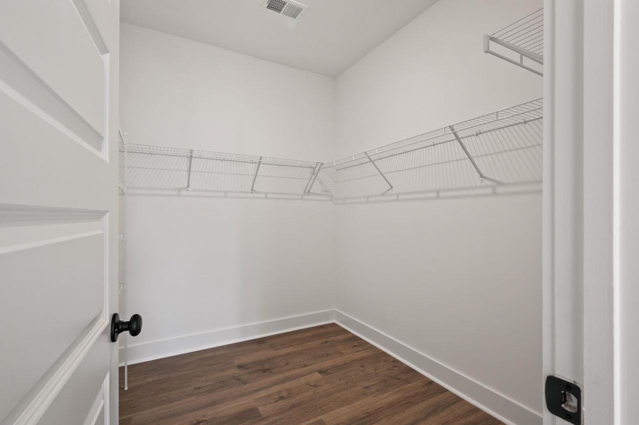 307 Papa Charlie Way Photo 11