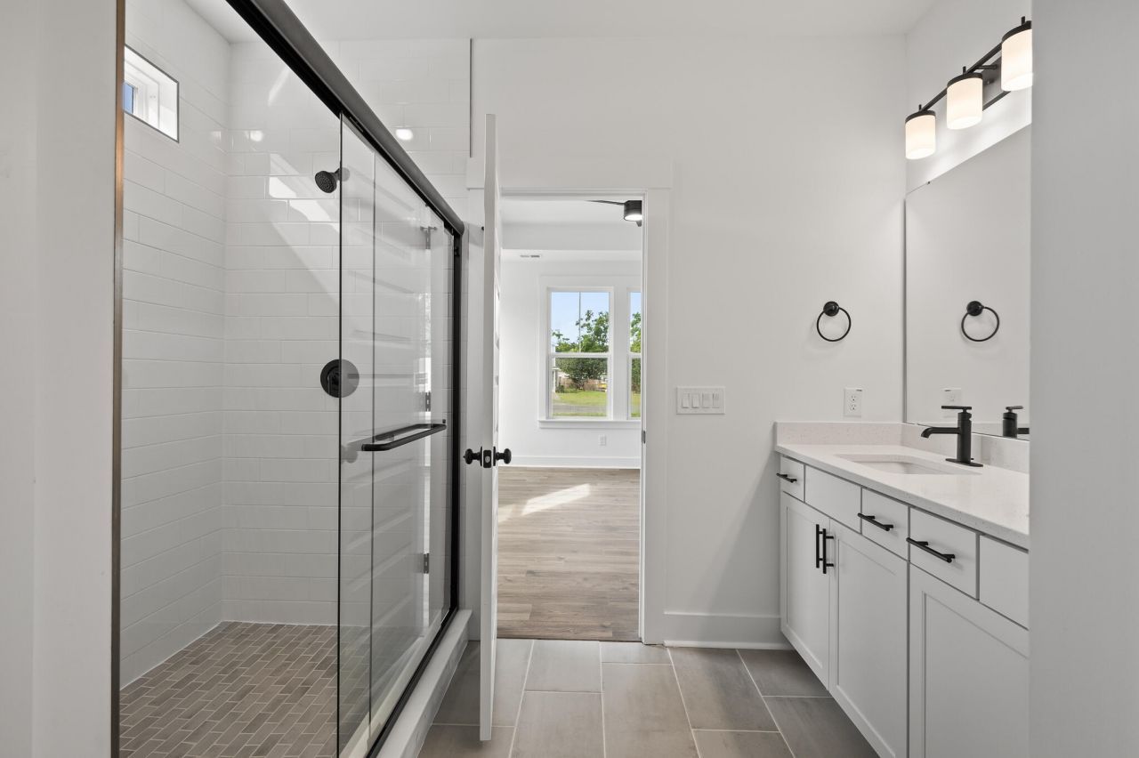 307 Papa Charlie Way Photo 8