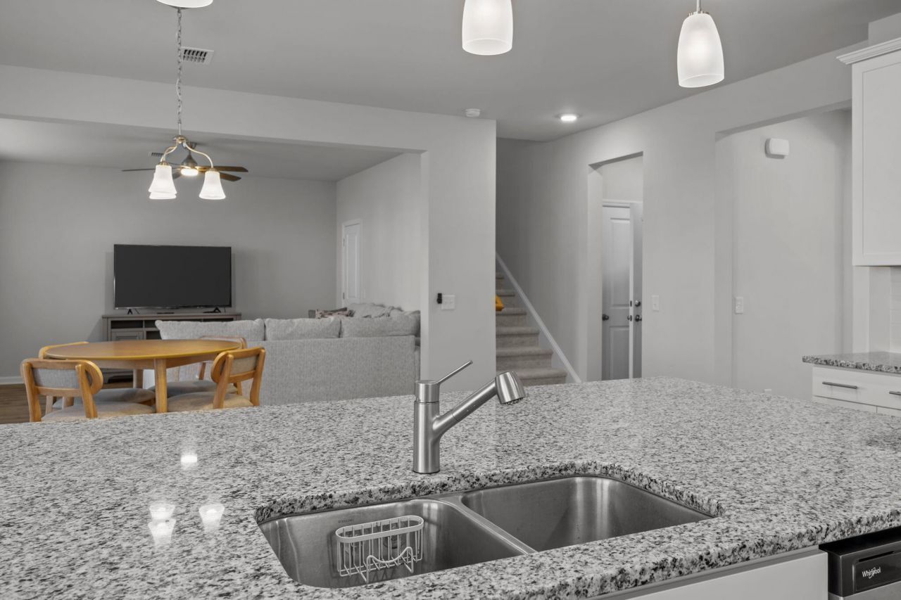 153 Winding Grove Lane Photo 10