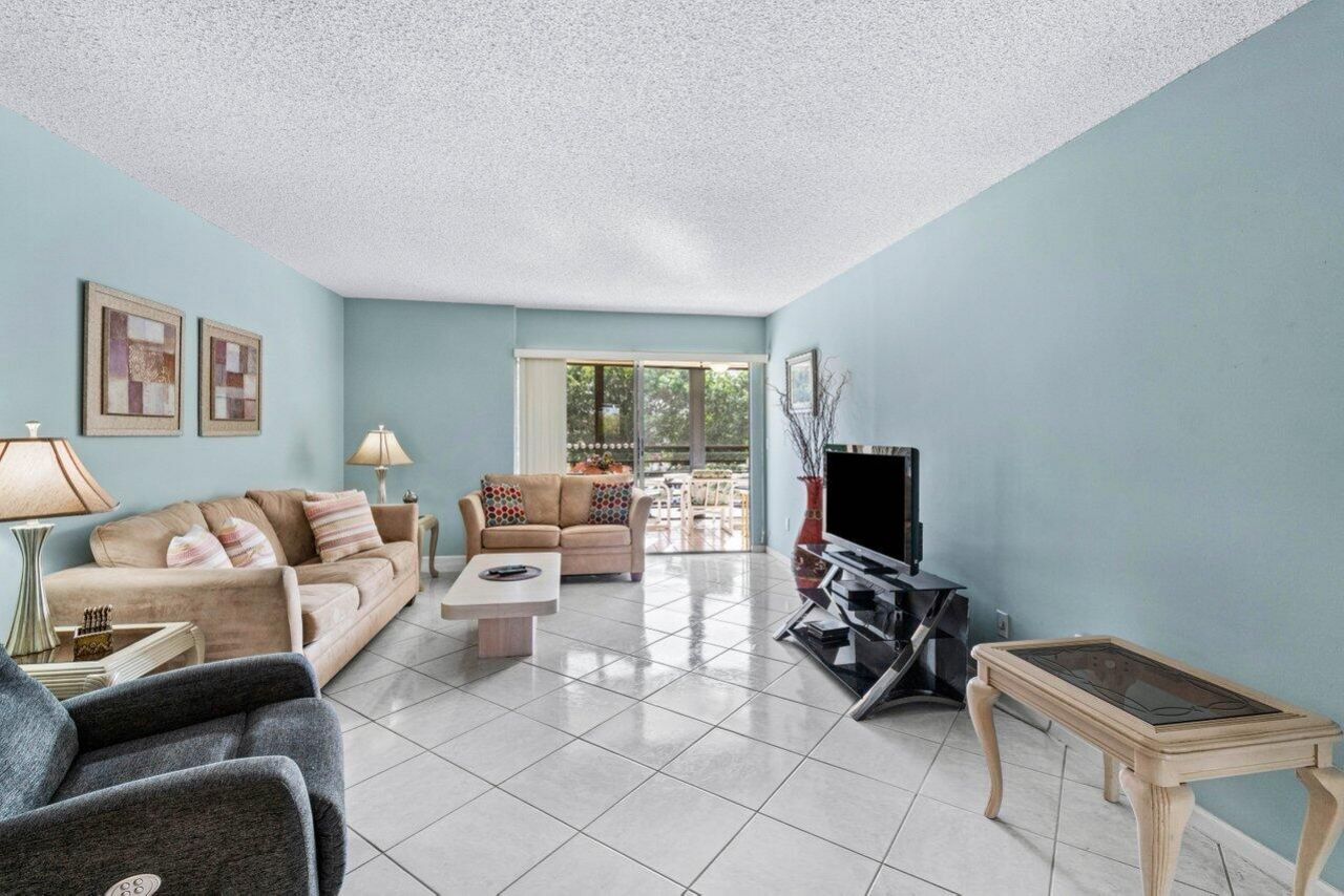 23345 Carolwood Lane, Unit 406, Boca Raton, FL 33428 Photo