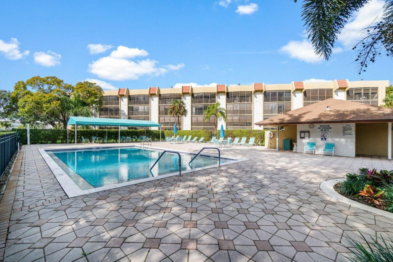 23345 Carolwood Lane, Unit 406, Boca Raton, FL 33428 Photo