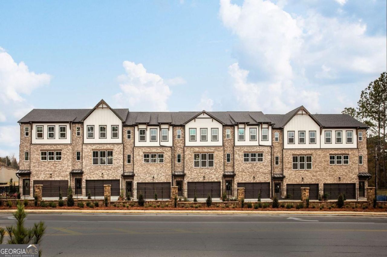 378 Sunset Hollow Street, Unit 05, Sugar Hill, GA 30518 Main Photo