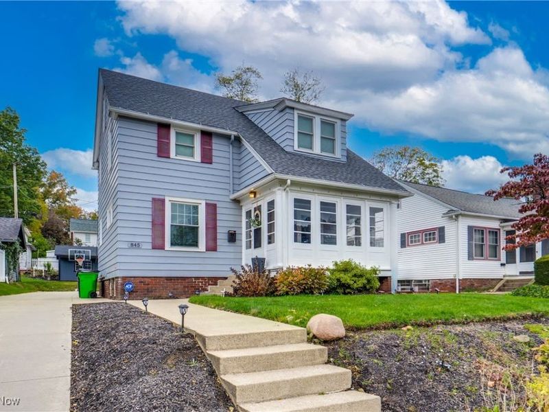 845 16th Street NE, Massillon, OH 44646 Photo 3