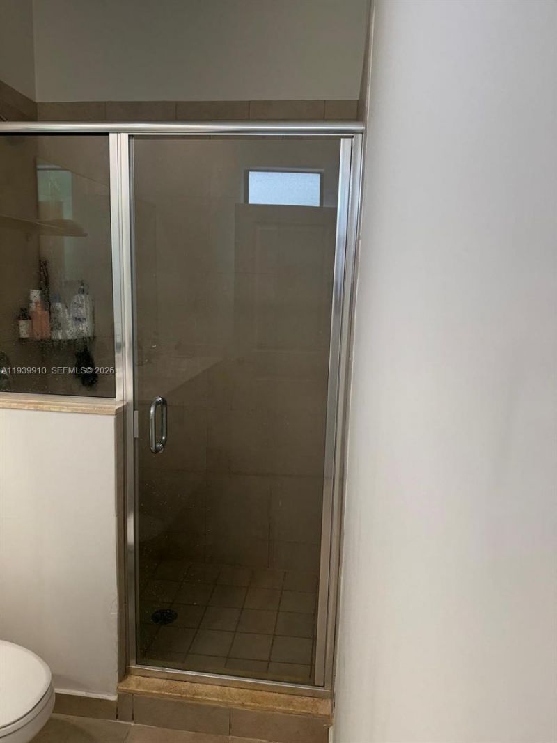 328 NE 208th Ter, Miami, FL 33179 Photo