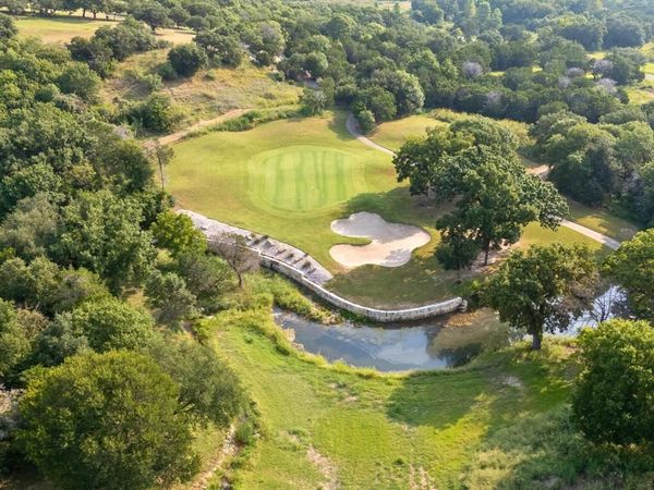 8309 Retreat Boulevard , Cleburne, TX 76033