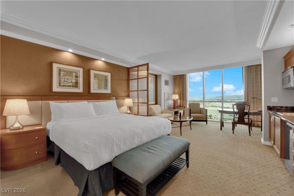 135 E Harmon Avenue, Unit 2116, Las Vegas, NV 89109 Main Photo
