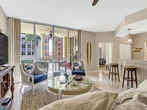 410 Bayfront PL, Unit 2208, NAPLES, FL 34102