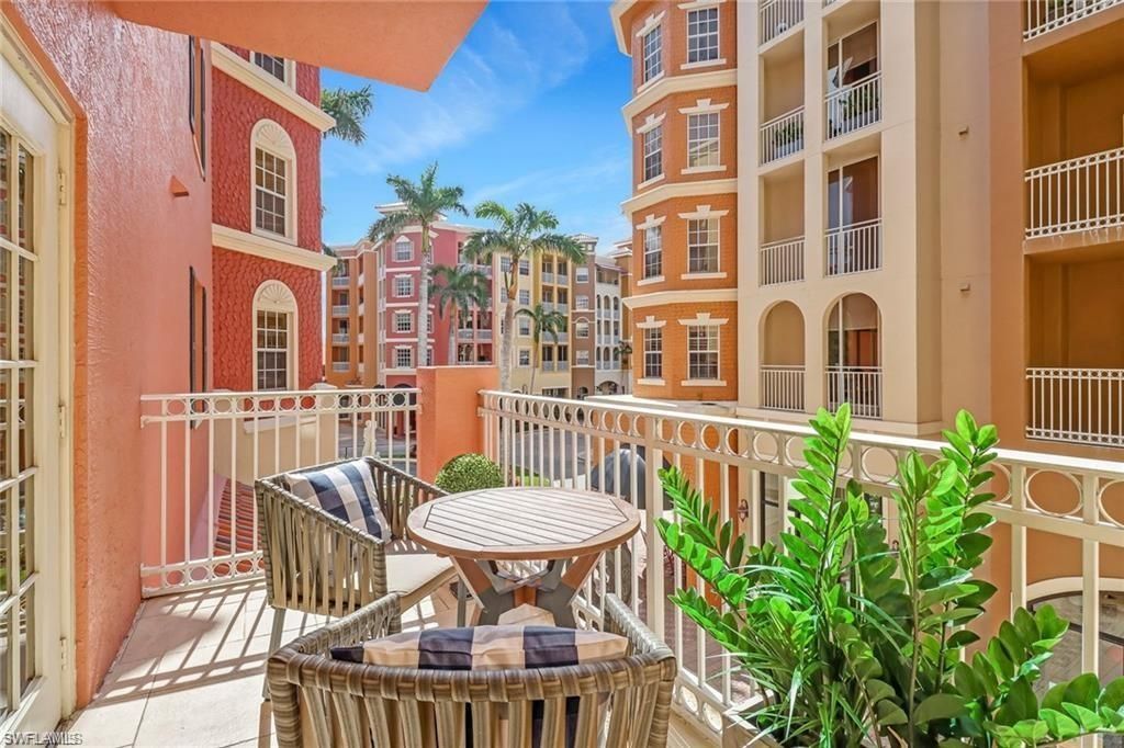 410 Bayfront Pl, Unit 2208, Naples, FL 34102 Photo