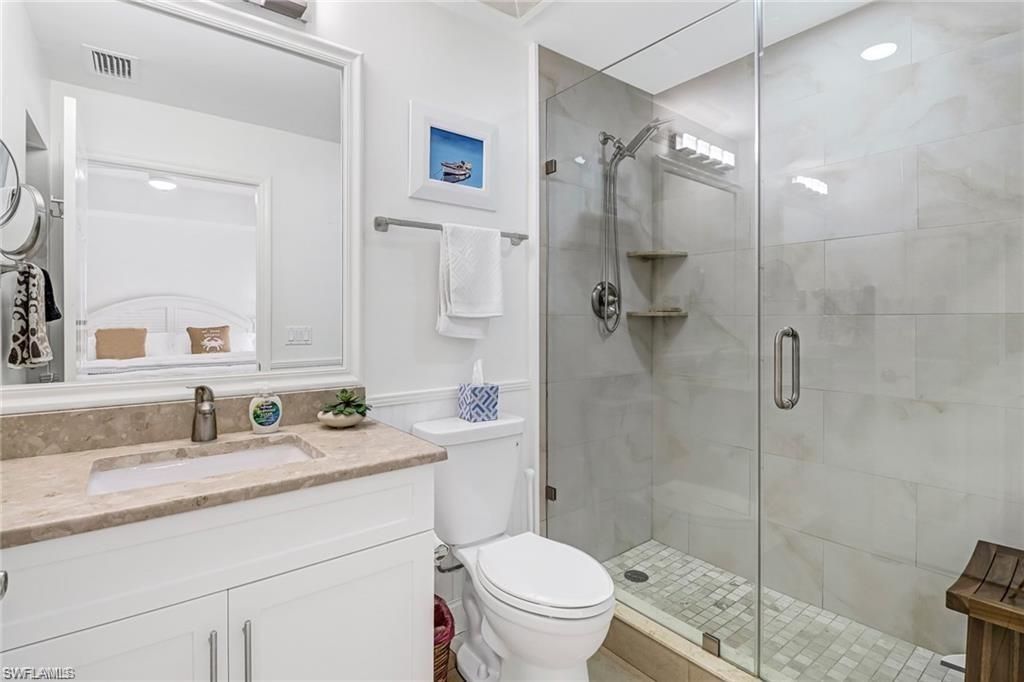 410 Bayfront Pl, Unit 2208, Naples, FL 34102 Photo