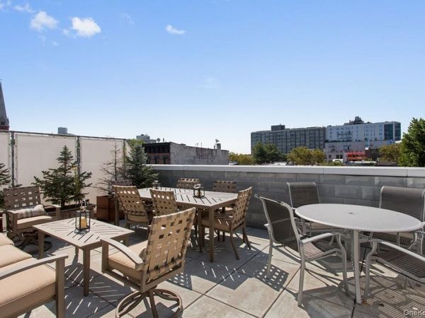 48-21 5th Street, Unit 4M, Long Island City, NY 11101