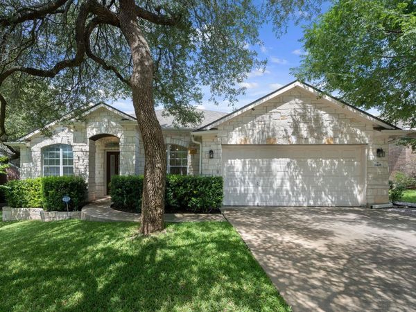 2405 Tumbling River DR, Leander, TX 78641